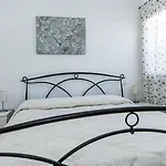 Veda Elegant 게스트하우스 4*