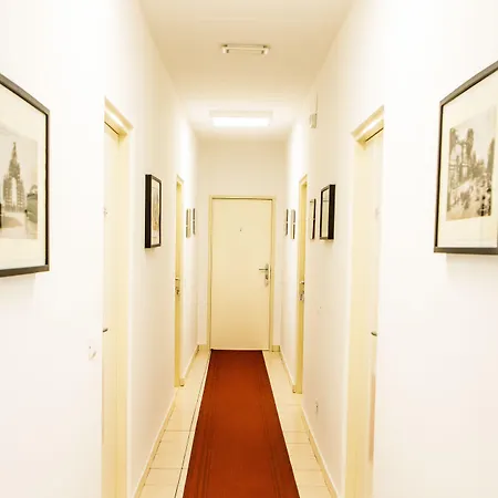 Πανσιόν Veda Elegant 4*