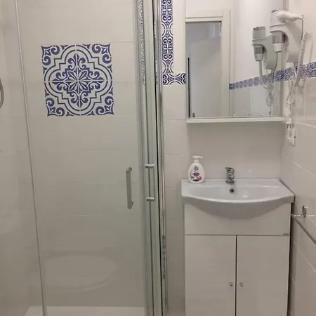 Veda Elegant بيت ضيافة