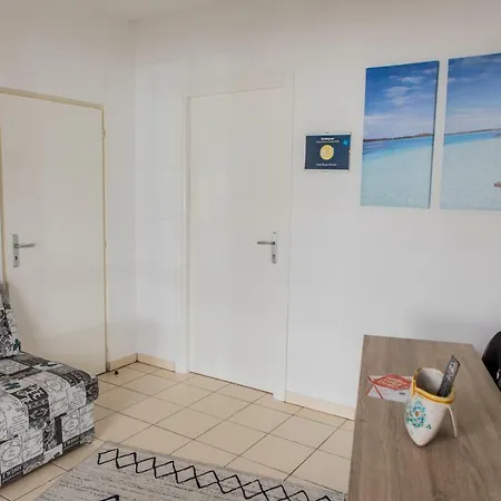 Veda Elegant بيت ضيافة 4*