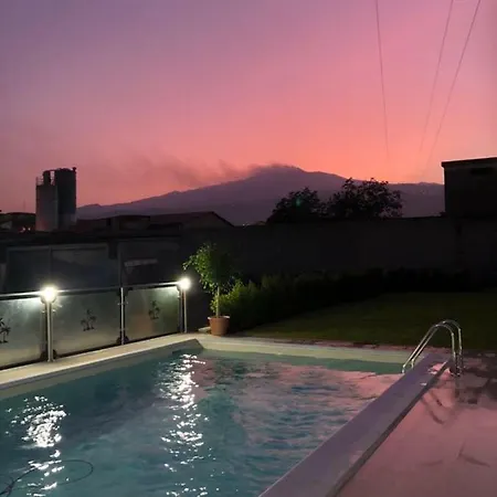 Veda Elegant 4* فوميفريدو دي سيشيليا