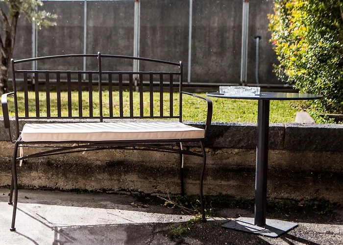 Veda Elegant Πανσιόν 4*