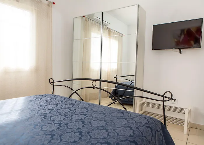 Veda Elegant Πανσιόν 4*